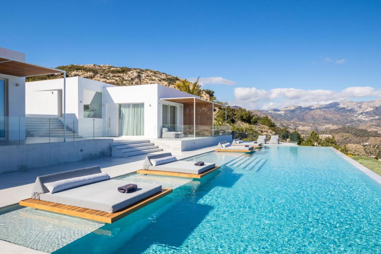 Istia Luxury Villas Karpathos Ngoại thất bức ảnh